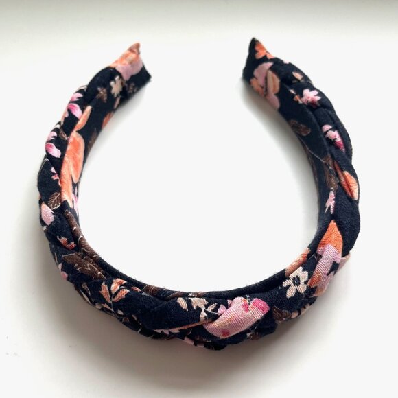 New! Braided Floral Fabric Headband - Picture 4 of 5